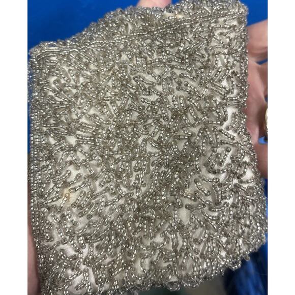 VTG Silver Beaded Tiny Purse Formal Bag Prom Dance Formal Wedding Guest 40s 50s - Picture 4 of 11